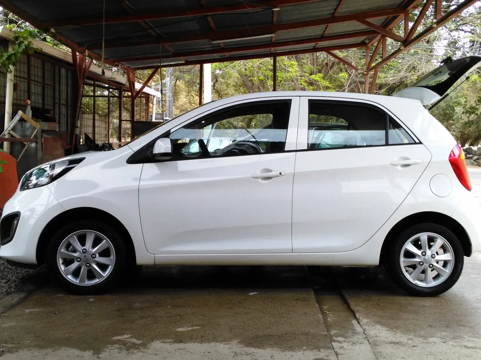 Compact rental car for exploring Guanacaste from Hotel Riu in Costa Rica